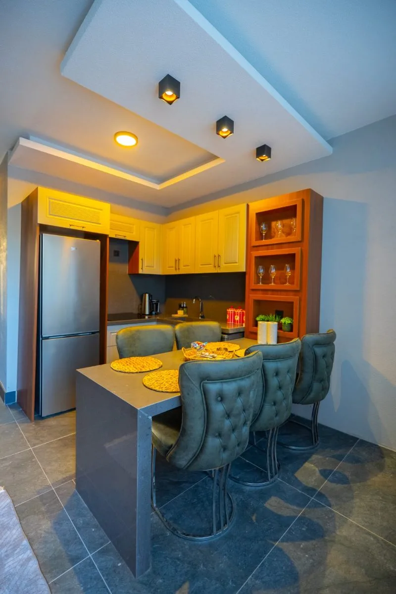 Berra Resort Tatil Köyü Sapanca'da modern ve konforlu bir mutfak görünümü