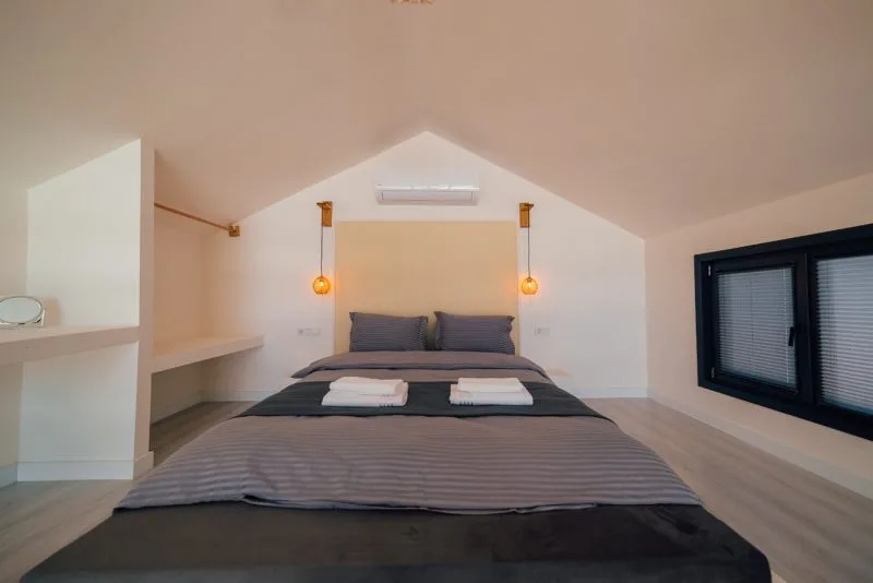 Boho Sapanca bungalov odası iç mekan görünümü